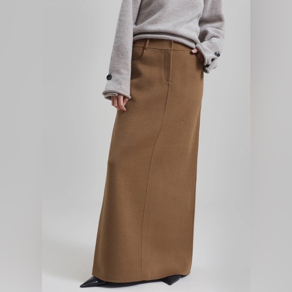 The Frankie Shop Dresses & Skirts - The Frankie Shop Large Malvo Camel Wool Blend Maxi Skirt